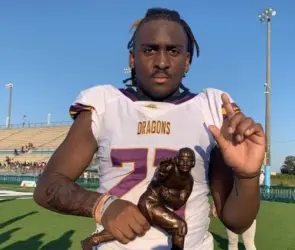 &iquest;12 a&ntilde;os? El es Jeremiah Johnson, el ni&ntilde;o que sorprende en el futbol americano infantil
