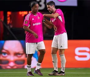 Kings League: Ronaldinho pierde en su debut ante P&iacute;o FC de Rivers y Gerardo Torrado (VIDEO)