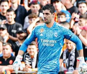 Courtois sufre lesi&oacute;n en entrenamiento de Real Madrid, &iquest;se pierde la temporada 2023-24?