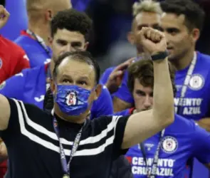 Juan Reynoso revela su motivaci&oacute;n para hacer campe&oacute;n a Cruz Azul
