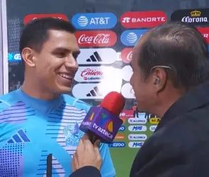Malag&oacute;n intenta alburear a David Medrano en plena entrevista (VIDEO)