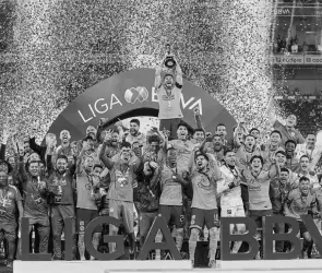 Los futbolistas del Am&eacute;rica que saldr&iacute;an del club tras el tricampeonato