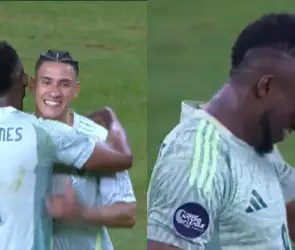 La reacci&oacute;n de Juli&aacute;n Qui&ntilde;ones tras conseguir su primer gol con Selecci&oacute;n Mexicana (VIDEO)