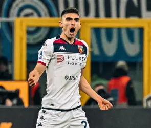Johan V&aacute;squez interesa a hist&oacute;rico de Italia y podr&iacute;a jugar competencias europeas