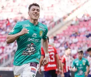 Federico Vi&ntilde;as se lanza contra los futbolistas mexicanos y los exhibe