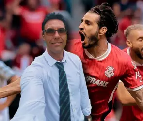 Pollo Brise&ntilde;o explota vs Zamogilny: aficionado cualquiera