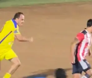 VIDEO: Cuauht&eacute;moc Blanco pierde la cabeza y agrede al Venado Medina