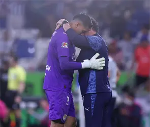Milito revela lo que le dijo a Tala antes de atajar el penal