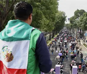 Qu&eacute; se sabe del aficionado extranjero que sufri&oacute; un infarto en el Estadio Azteca
