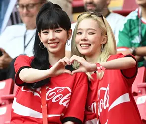 &iquest;Qui&eacute;nes fueron las estrellas del K‑Pop en el Corea vs Chequia?