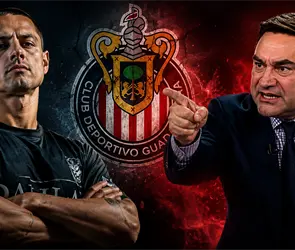 &iexcl;Ni calladito! Pietrasanta explota contra Chicharito y su cr&iacute;tica a Chivas