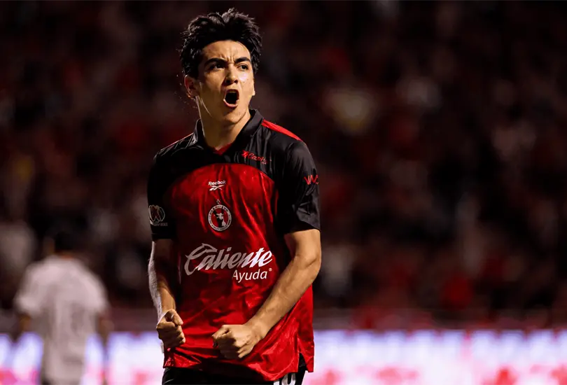 Gilberto Mora est&aacute; en la mira de un grande de Inglaterra