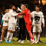 Surgen im&aacute;genes que exhiben el ataque a Keylor Navas en el Pumas-Le&oacute;n