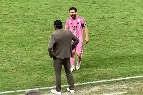 &iquest;Qu&eacute; pas&oacute;? La verdad detr&aacute;s del pol&eacute;mico cara a cara entre Huiqui y Messi