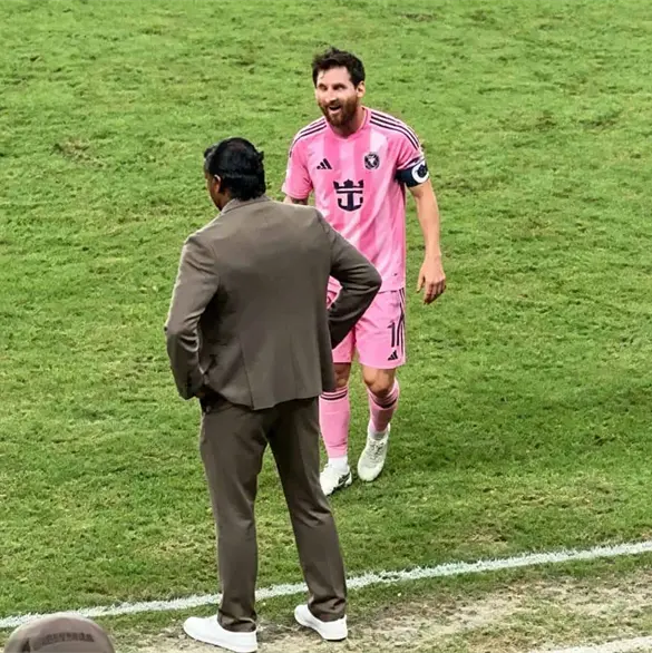 Le preguntaron a Huiqui por su cruce con Messi y esto respondi&oacute;