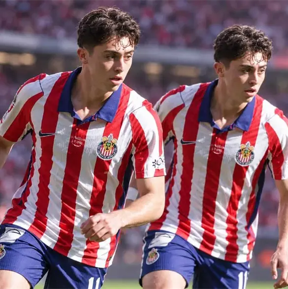 ¿Es su clon? Chivas encontró al gemelo de Brian Gutiérrez ¿Es su clon? Chivas encontró al gemelo de Brian Gutiérrez