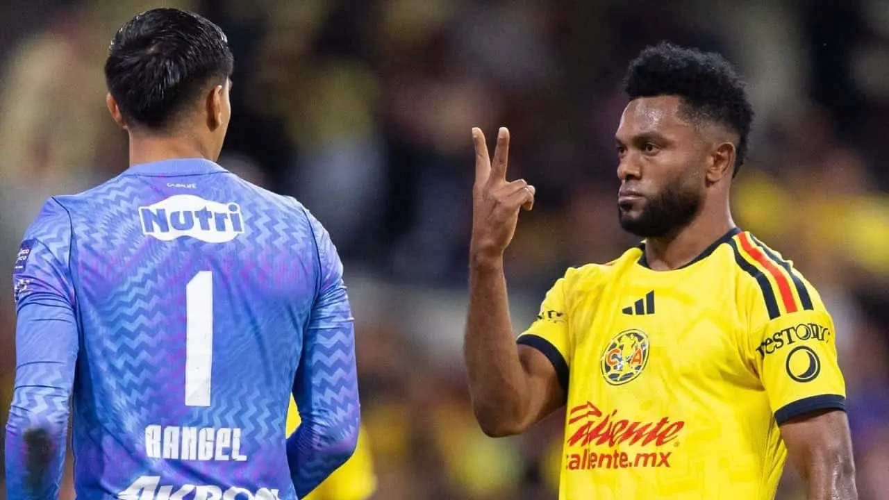  Borja debió ser expulsado en el duelo vs Chivas 