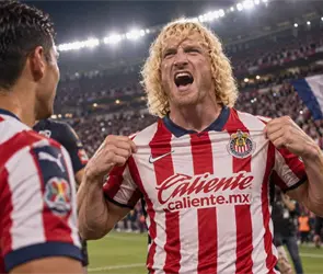 Sali&oacute; el peine, el jugador de Chivas que habr&iacute;a regalado su playera a Logan Paul