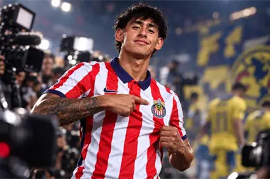 Contundente respuesta, Santi Sandoval se pronuncia sobre Chivas y América Contundente respuesta, Santi Sandoval se pronuncia sobre Chivas y América
