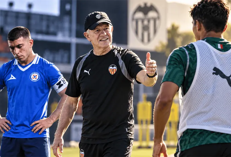 Erik Lira no iría al Valencia pero otro mexicano sí Erik Lira no iría al Valencia pero otro mexicano sí