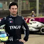 Checo P&eacute;rez choca en Singapur y explica qu&eacute; pas&oacute; con su Cadillac