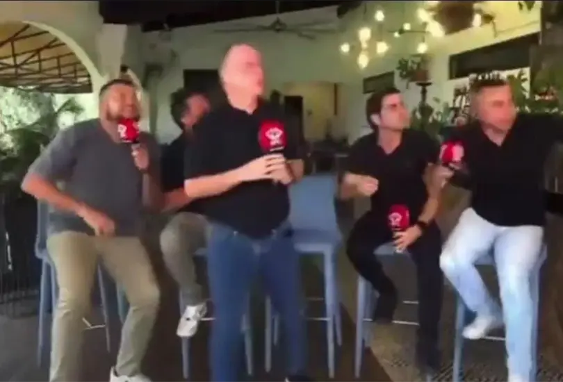 El sismo sorprendió a los conductores e invitados de Deportes RPC durante una transmisión en vivo en Panamá. El sismo sorprendió a los conductores e invitados de Deportes RPC durante una transmisión en vivo en Panamá.