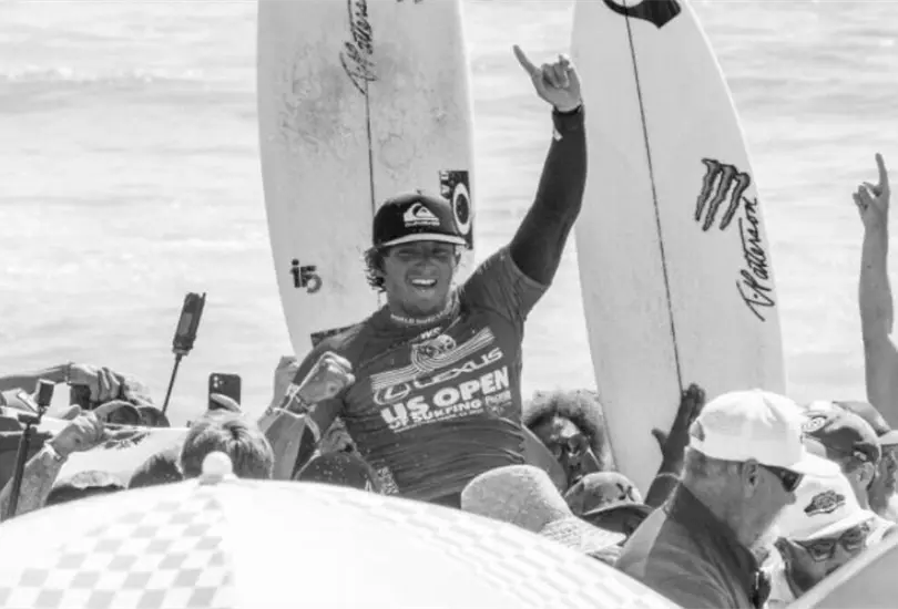 El surfista mexicano tiene acusaciones graves en su contra