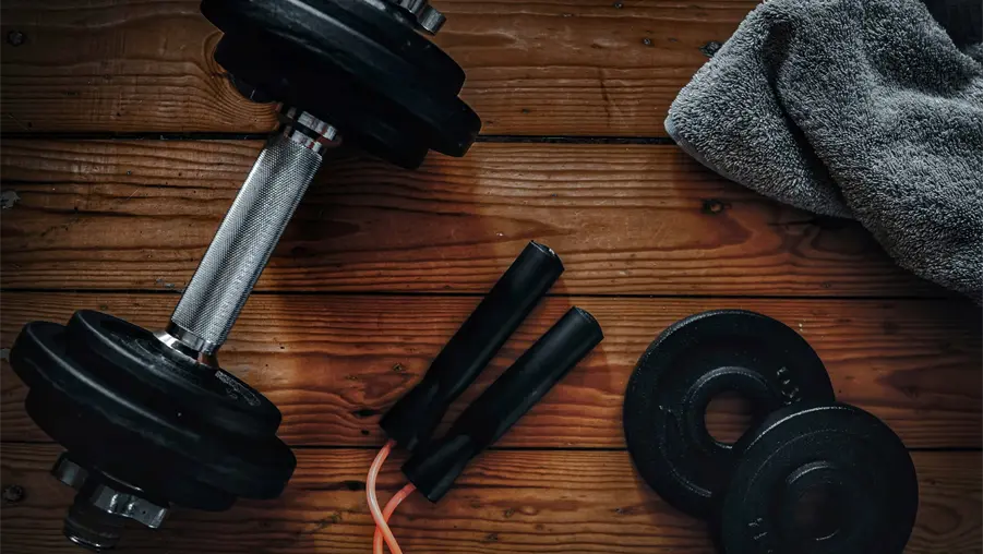 Qu&eacute; necesitas para empezar a entrenar en casa o gimnasio
