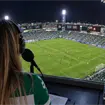 Daniela Ramos: la voz del Estadio Corona que causa furor en redes