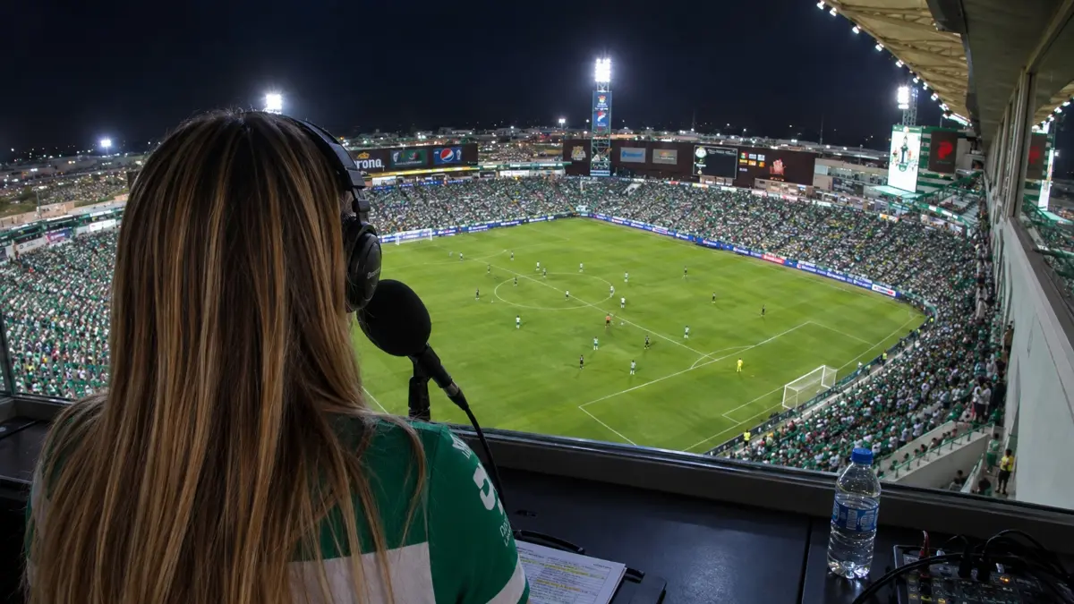  La voz del Estadio Corona ya se ganó a los aficionados de Santos 