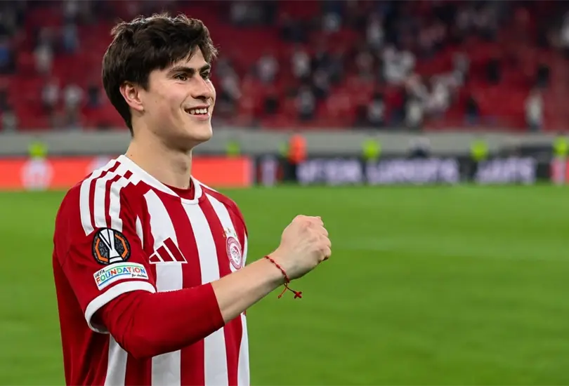 Hormiga González fue clave en la victoria del Olympiacos en Europa League Hormiga González fue clave en la victoria del Olympiacos en Europa League