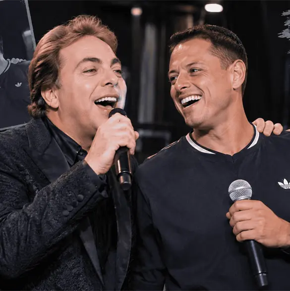 Chicharito se anima a cantar con Cristian Castro (video) Chicharito se anima a cantar con Cristian Castro (video)